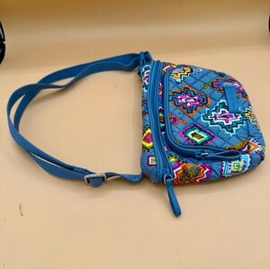 Vera Bradley Painted Medallion Belt/Crossbody bag, Like New Clean Condition